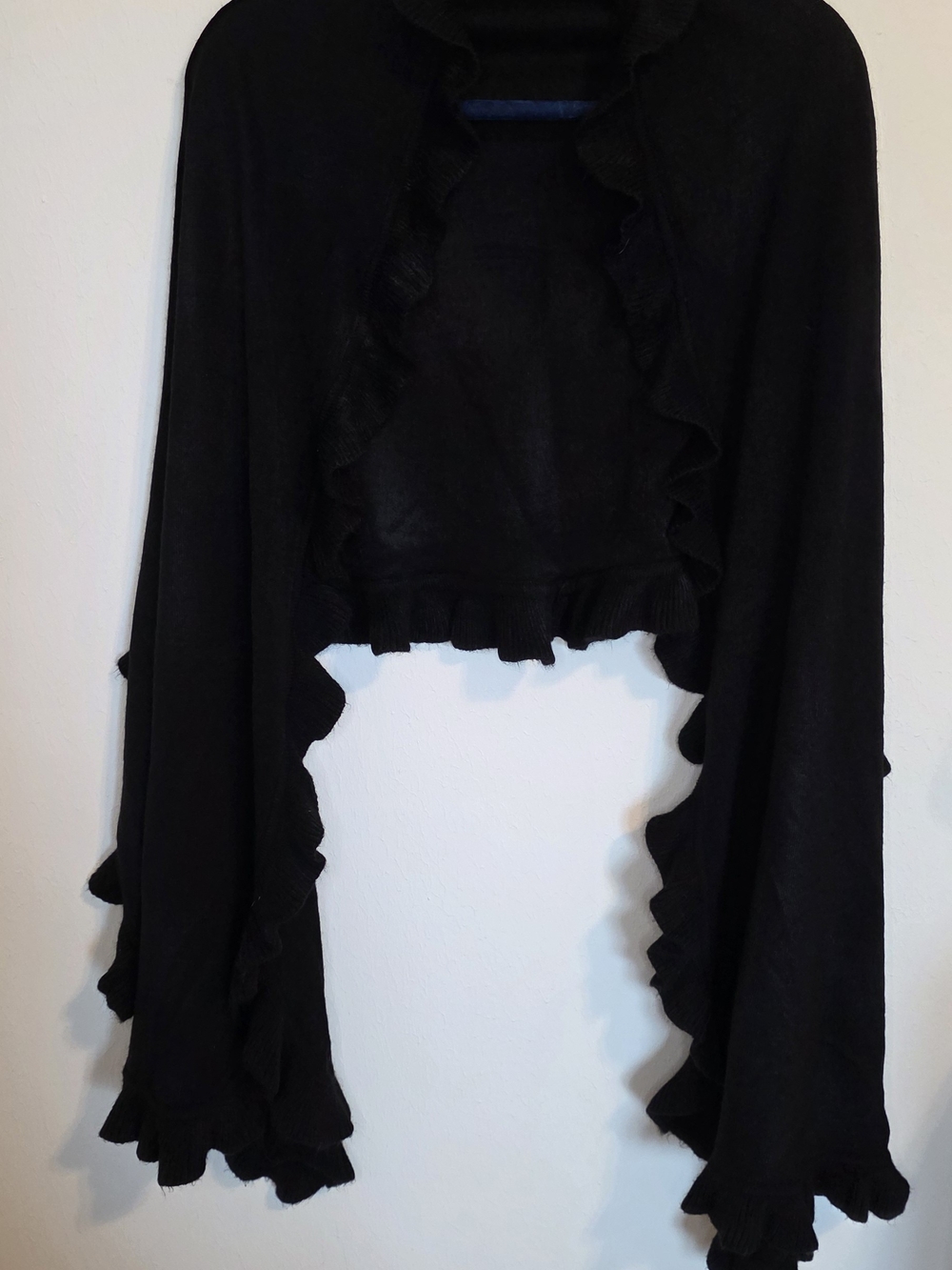 Women's Black Ruffle-Trim Open-Front Shrug